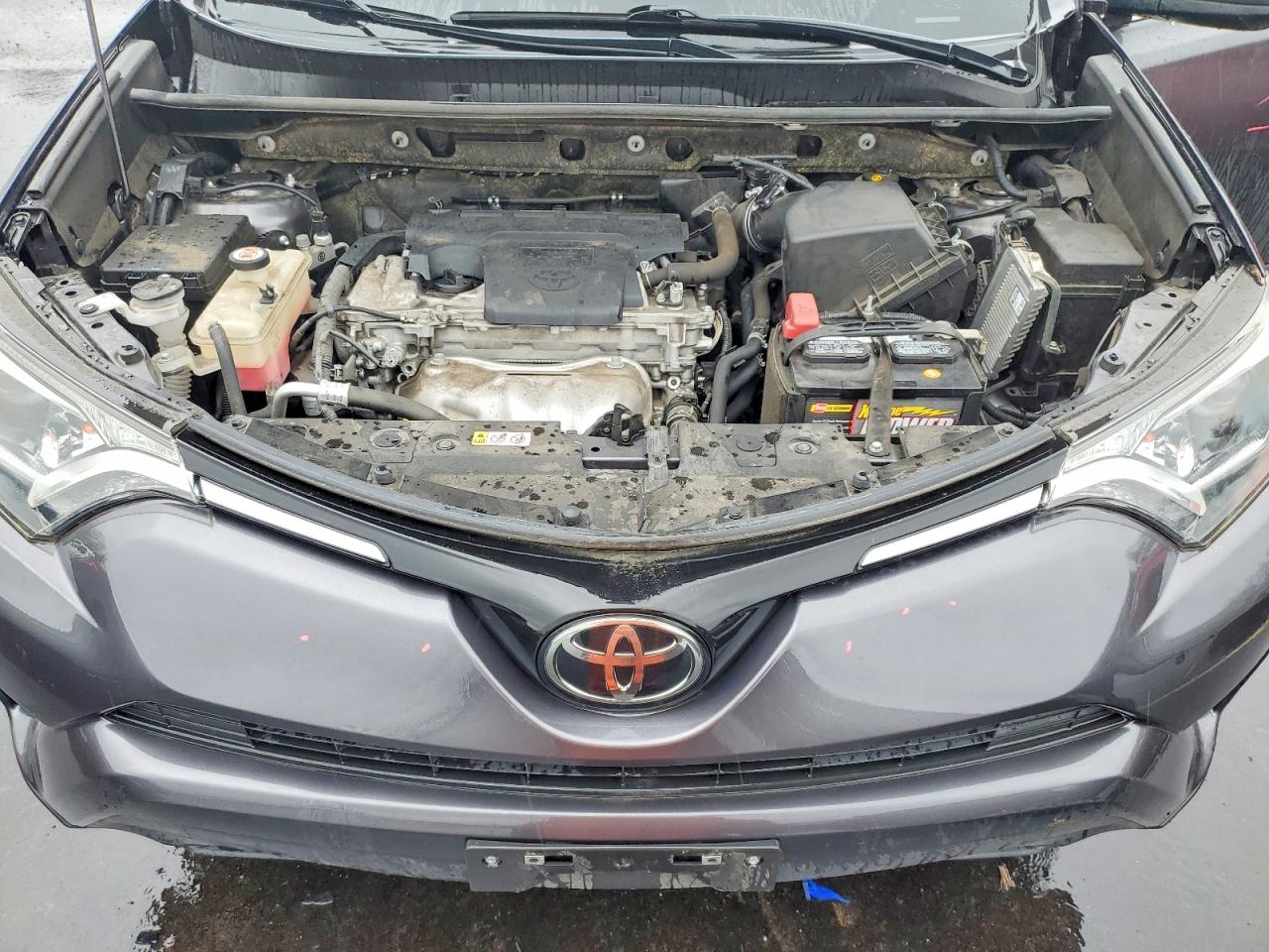 2018 TOYOTA RAV4 LE photo 31