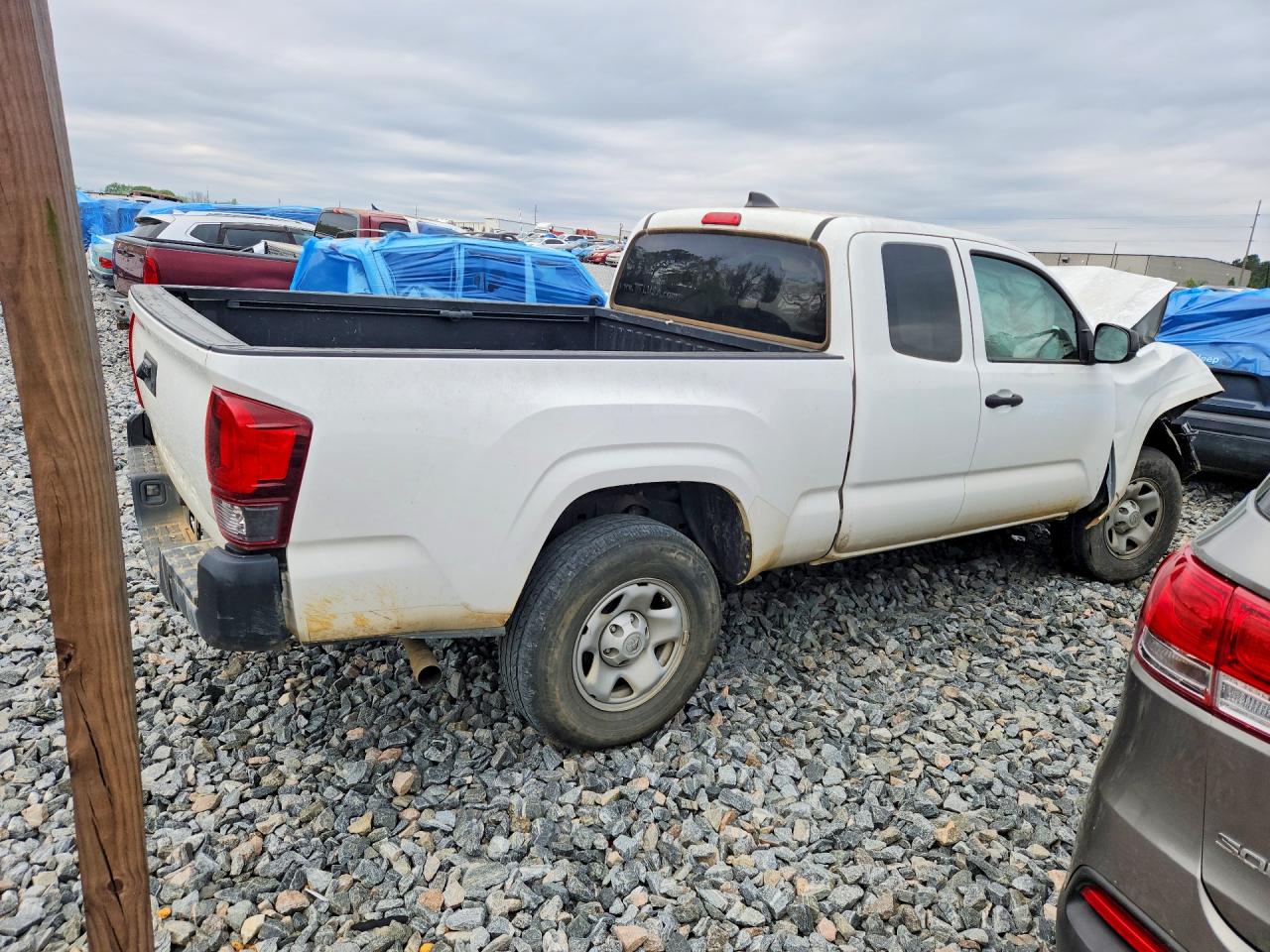 2022 TOYOTA TACOMA SR photo 5