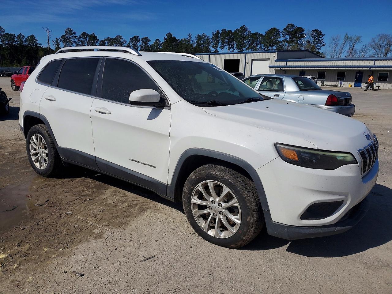 2019 JEEP CHEROKEE LATITUDE photo 7
