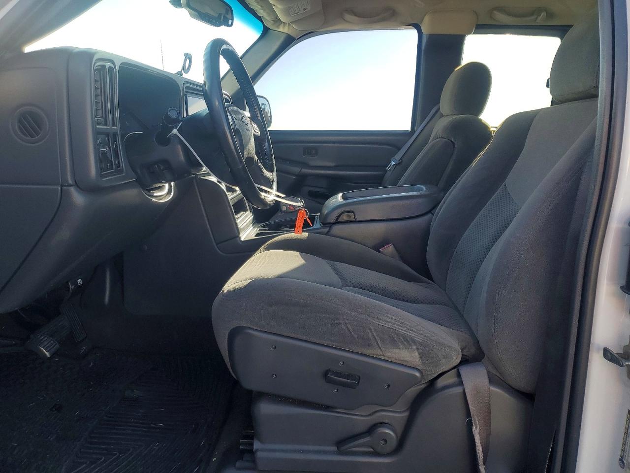 2005 CHEVROLET SILVERADO C1500 photo 7