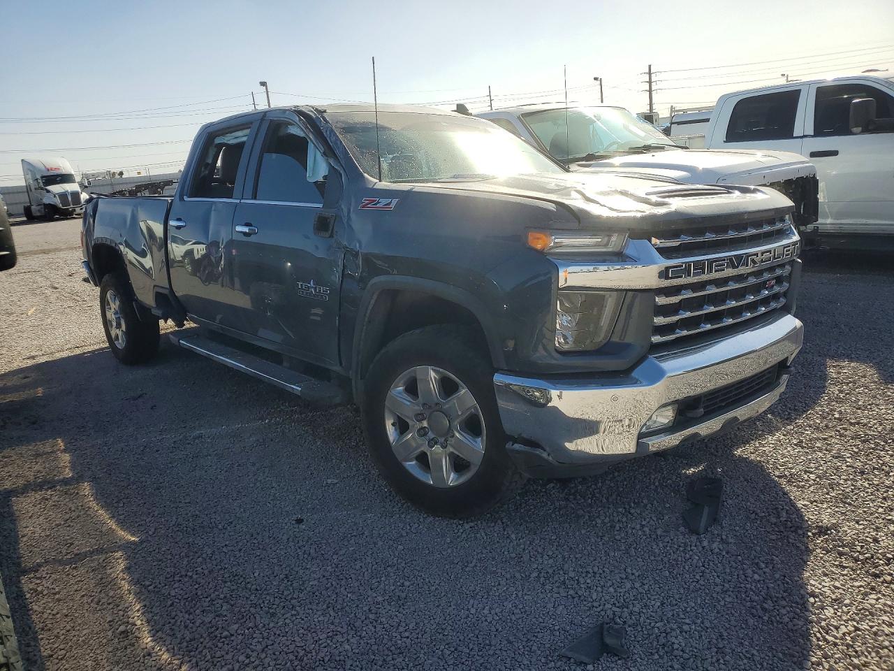 2020 CHEVROLET SILVERADO K3500 LTZ photo 4