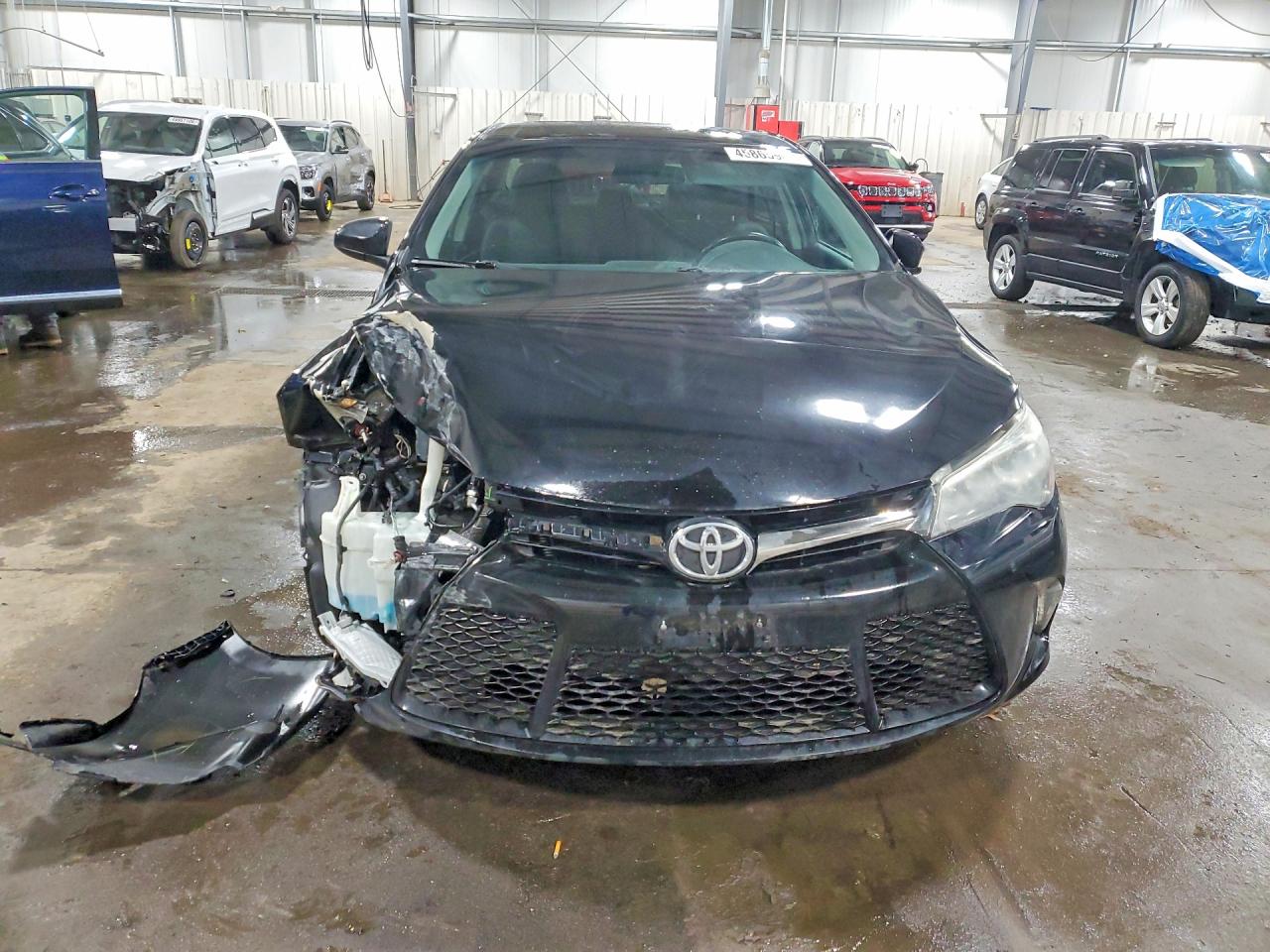 2016 TOYOTA CAMRY SE photo 13
