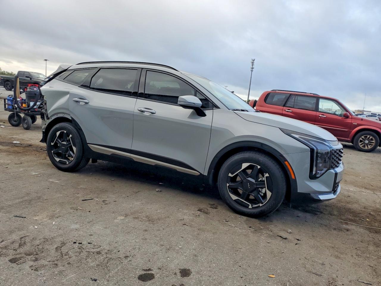 2026 KIA SPORTAGE SX photo 7