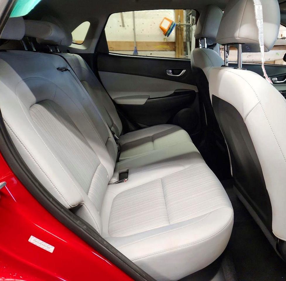 2022 HYUNDAI KONA photo 31