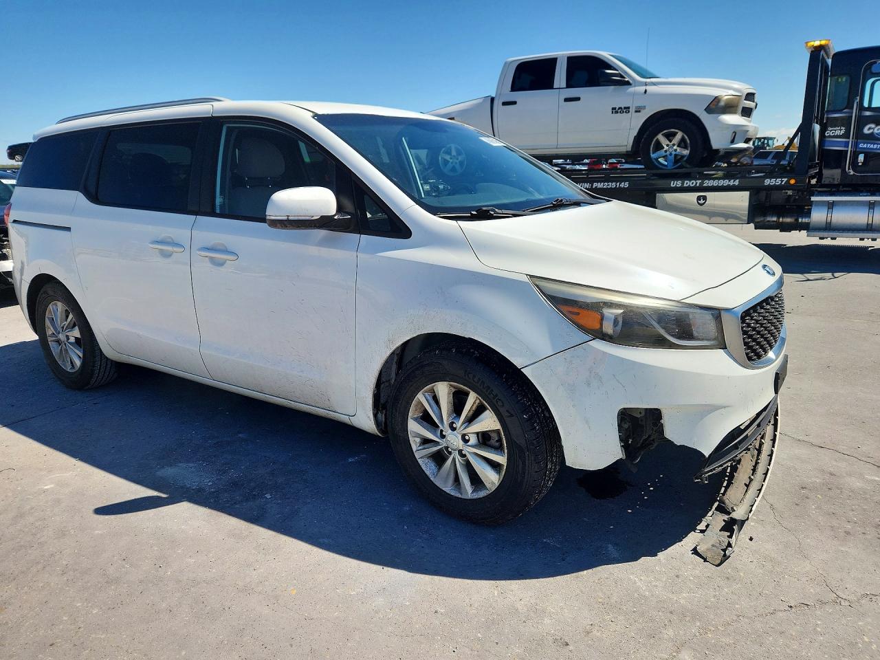 2016 KIA SEDONA LX photo 10