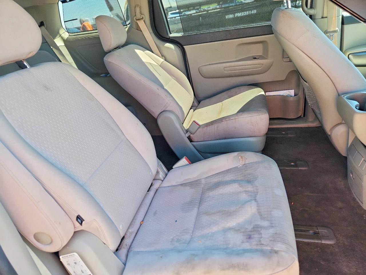 2016 KIA SEDONA LX photo 31