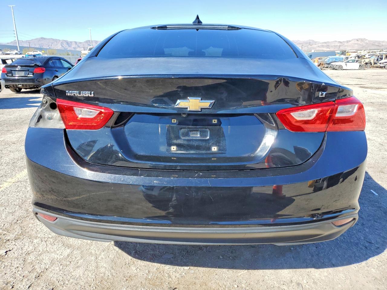 2018 CHEVROLET MALIBU LT photo 11