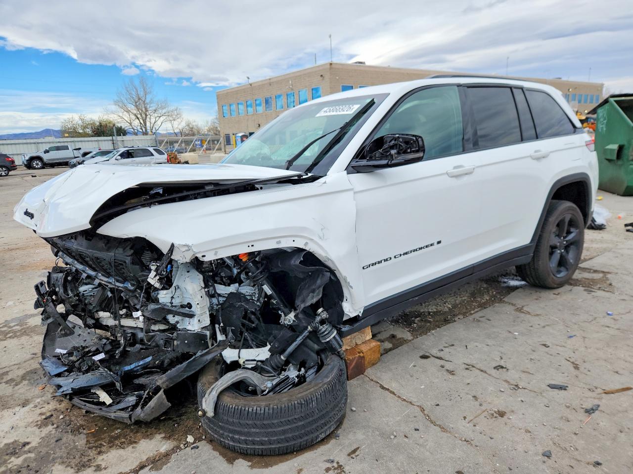 2024 JEEP GRAND CHEROKEE