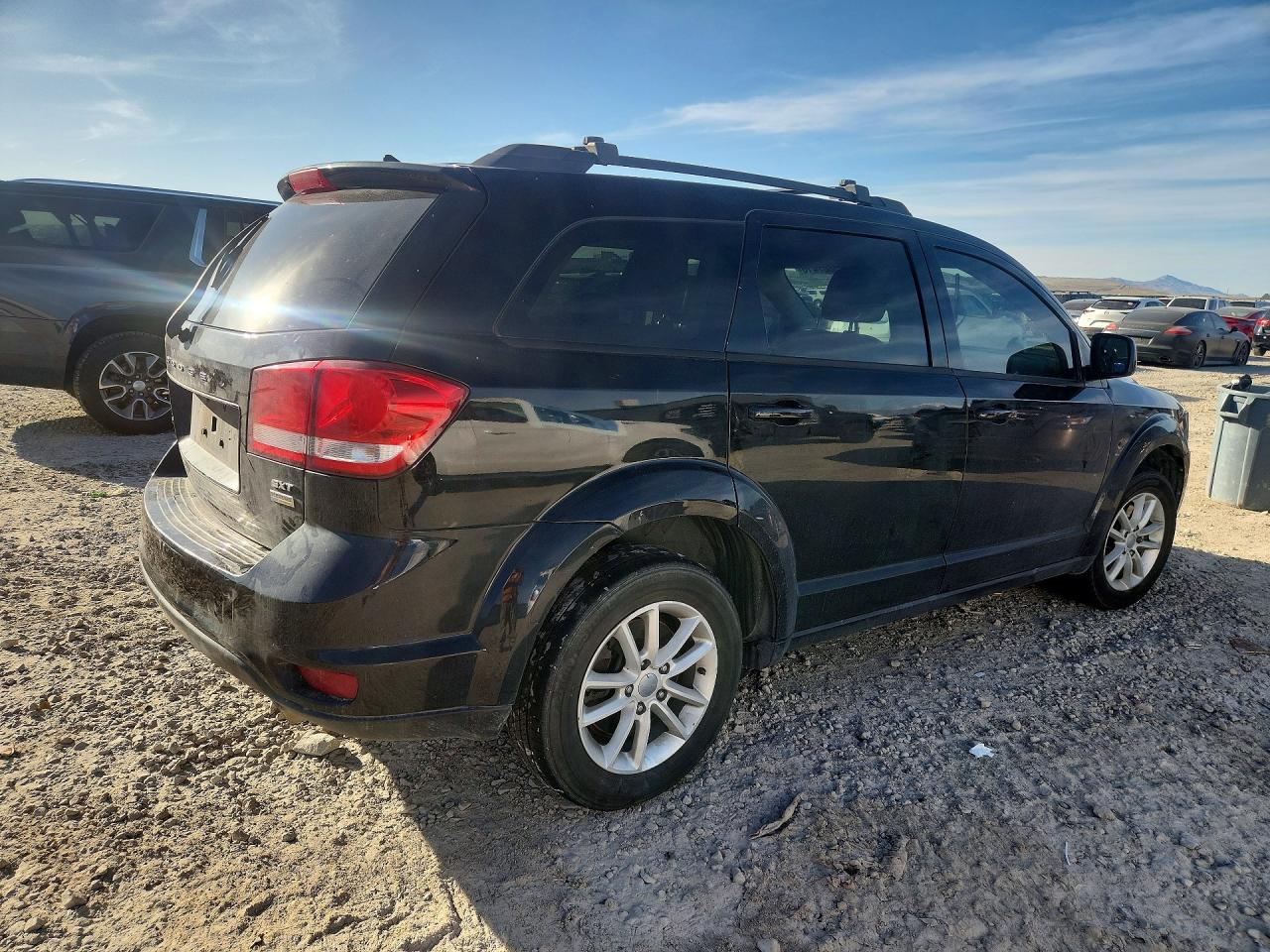 2014 DODGE JOURNEY SXT photo 3