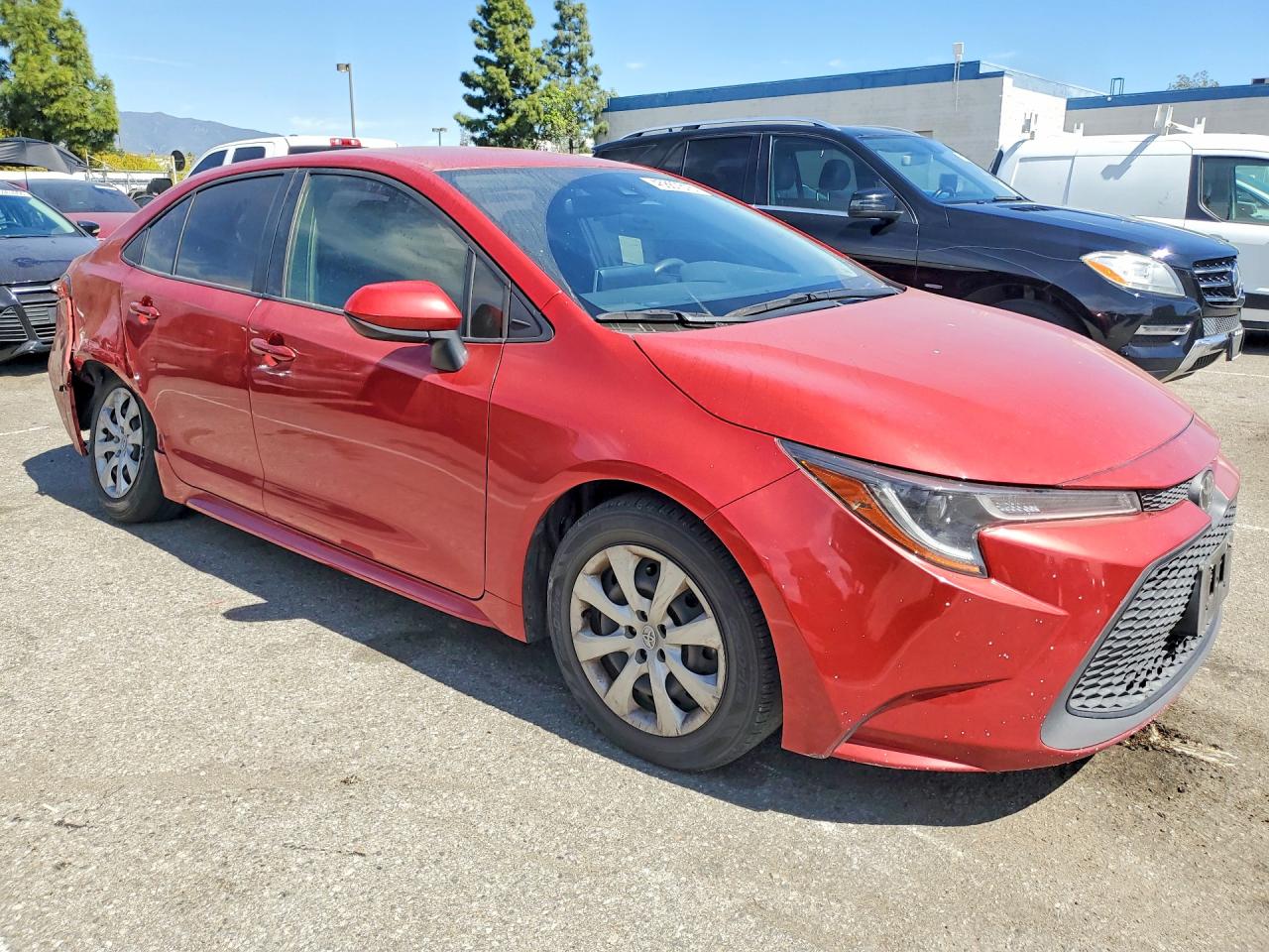 2021 TOYOTA COROLLA LE photo 4