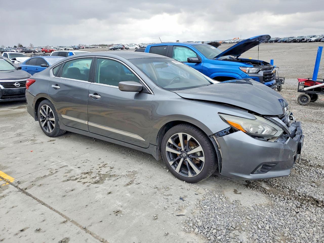 2016 NISSAN ALTIMA 2.5 SR photo 4