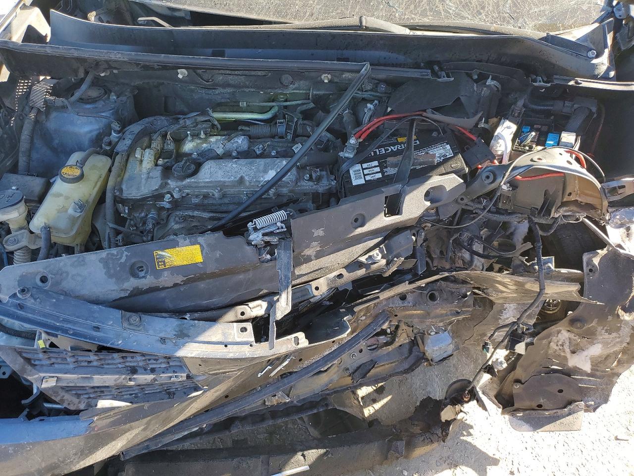 2013 TOYOTA RAV4 XLE photo 34