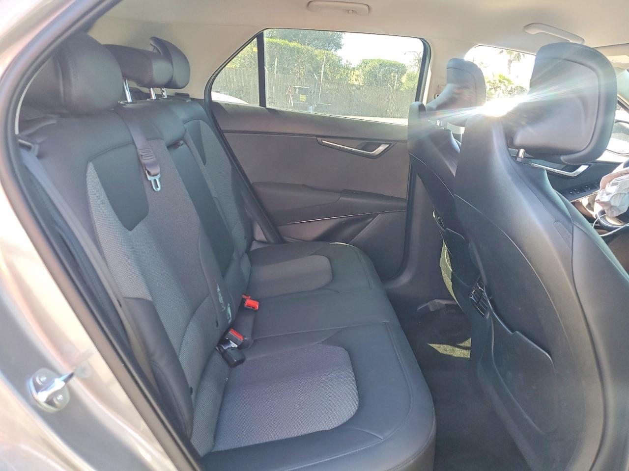 2025 KIA NIRO EX photo 11