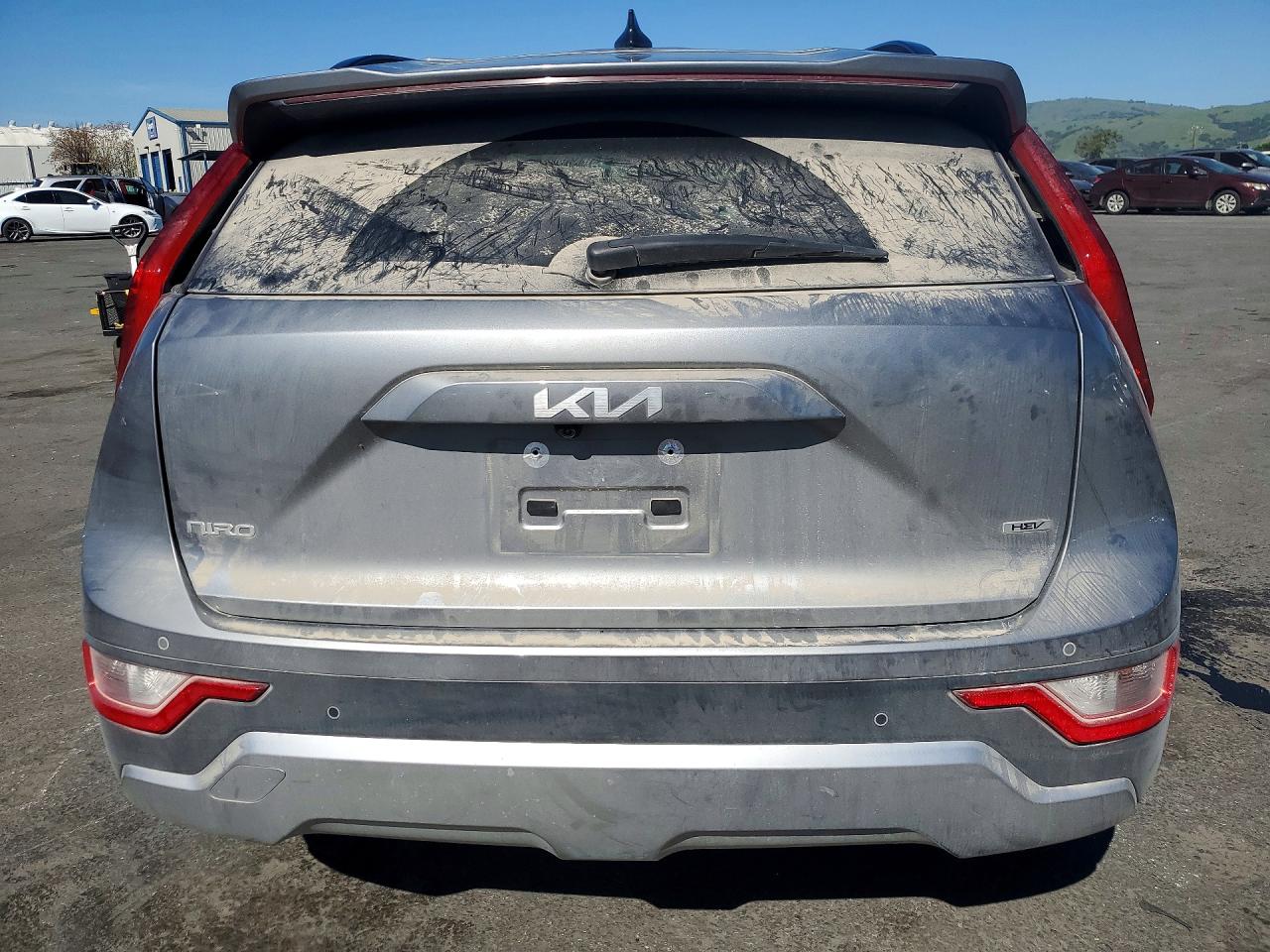 2025 KIA NIRO EX photo 6