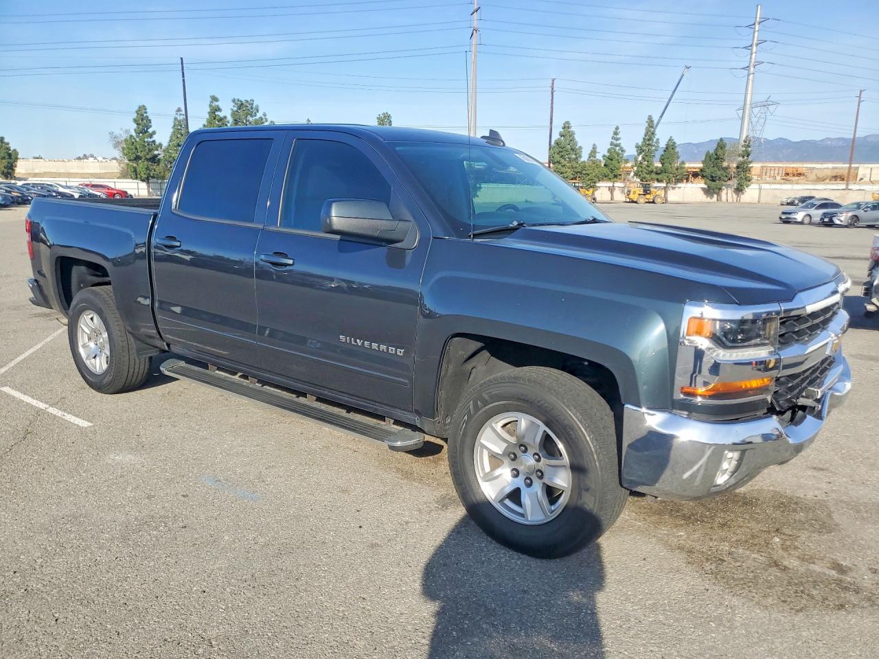 2017 CHEVROLET SILVERADO C1500 LT photo 7