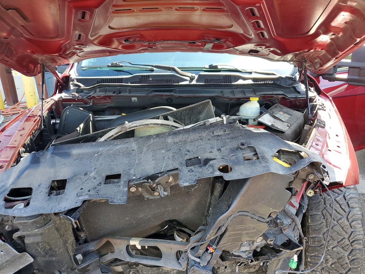 2014 RAM 1500 ST photo 21