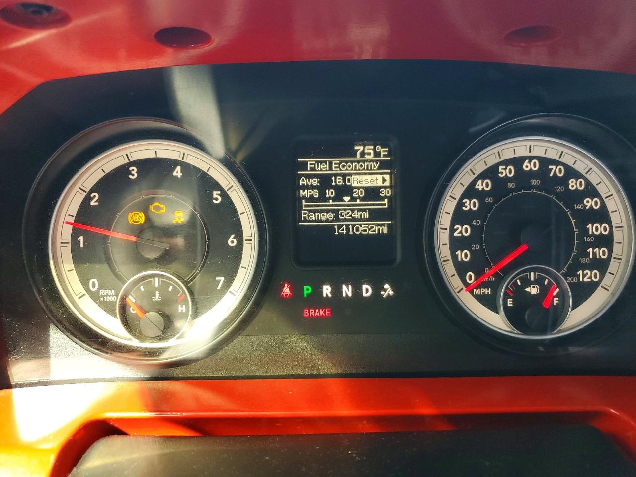 2014 RAM 1500 ST photo 17
