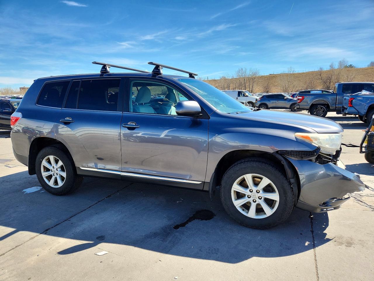 2013 TOYOTA HIGHLANDER BASE photo 7