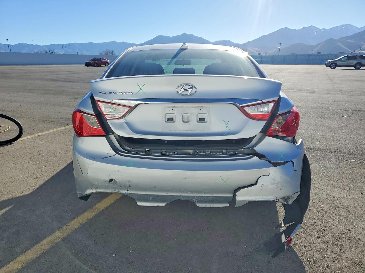 2012 HYUNDAI SONATA GLS photo 16