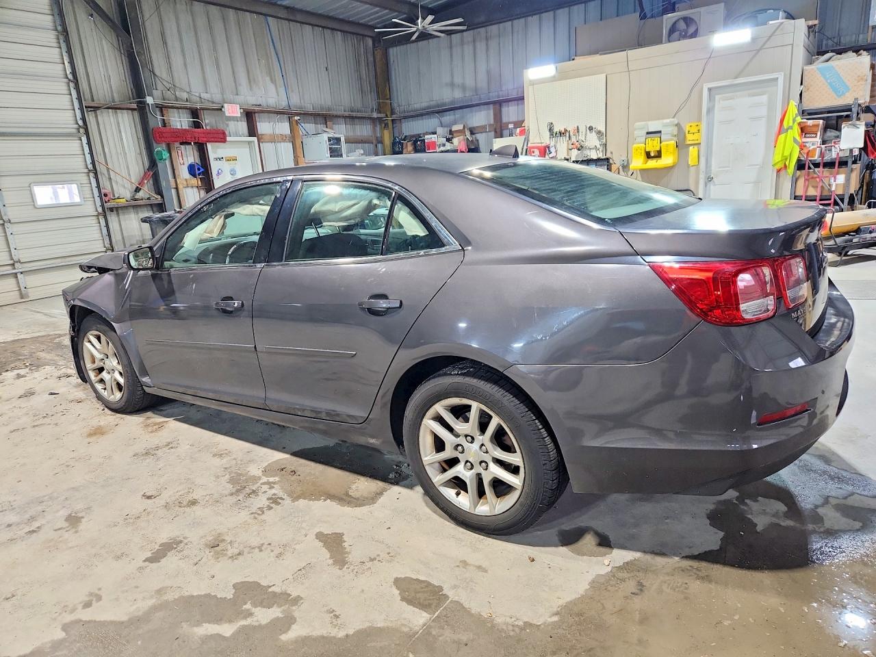 2013 CHEVROLET MALIBU 1LT photo 2