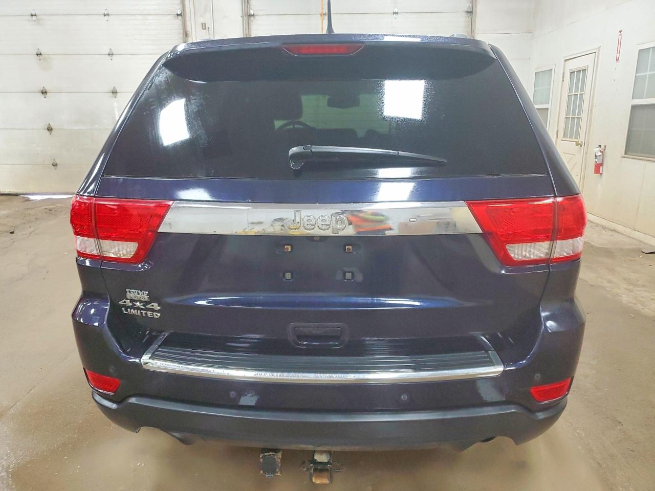 2011 JEEP GRAND CHEROKEE LIMITED photo 11