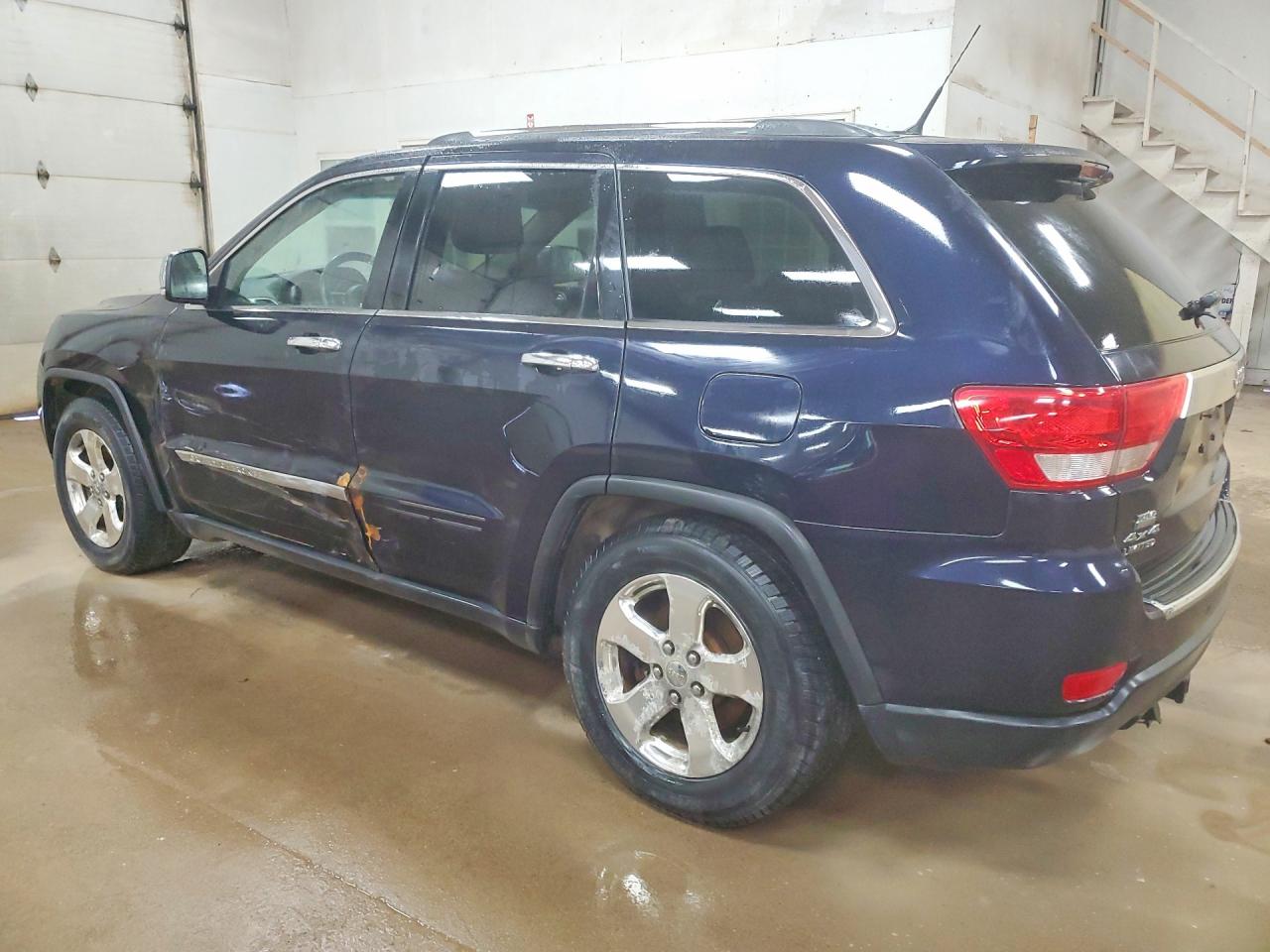 2011 JEEP GRAND CHEROKEE LIMITED photo 3