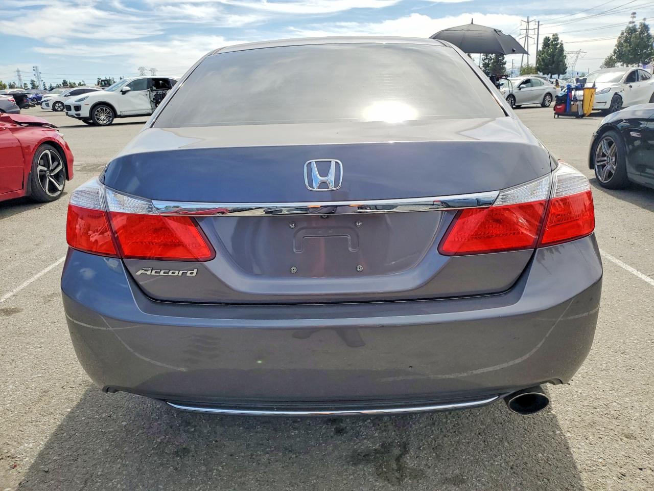 2014 HONDA ACCORD LX photo 11