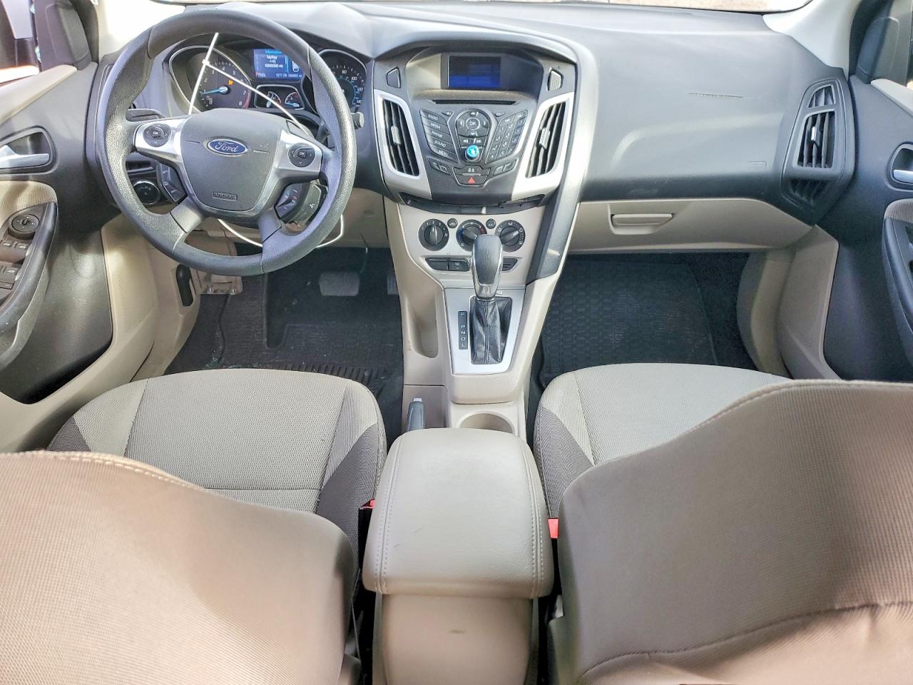 2013 FORD FOCUS SE photo 15