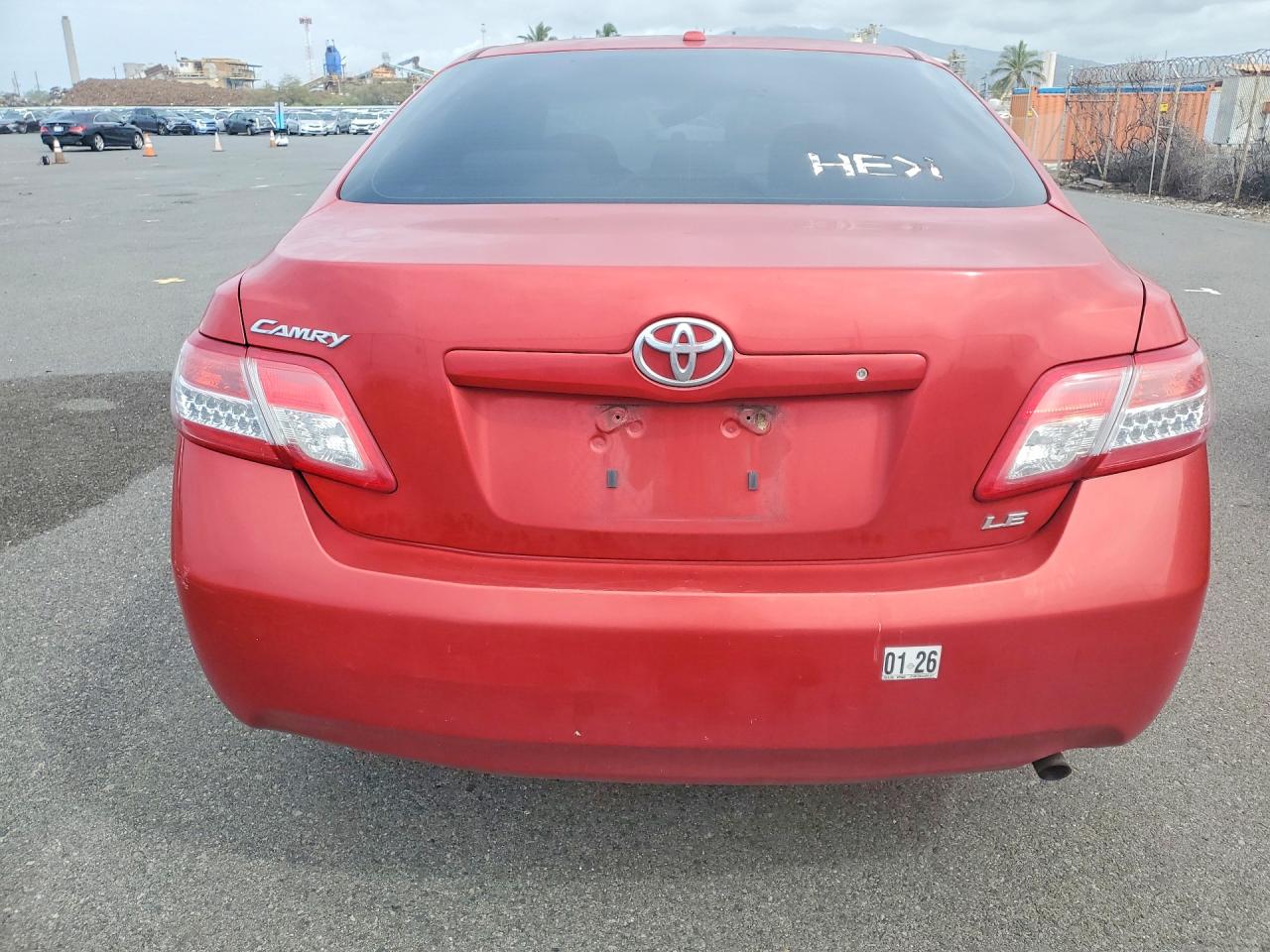 2010 TOYOTA CAMRY LE photo 16
