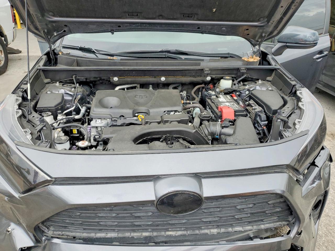 2021 TOYOTA RAV4 XLE PREMIUM photo 23