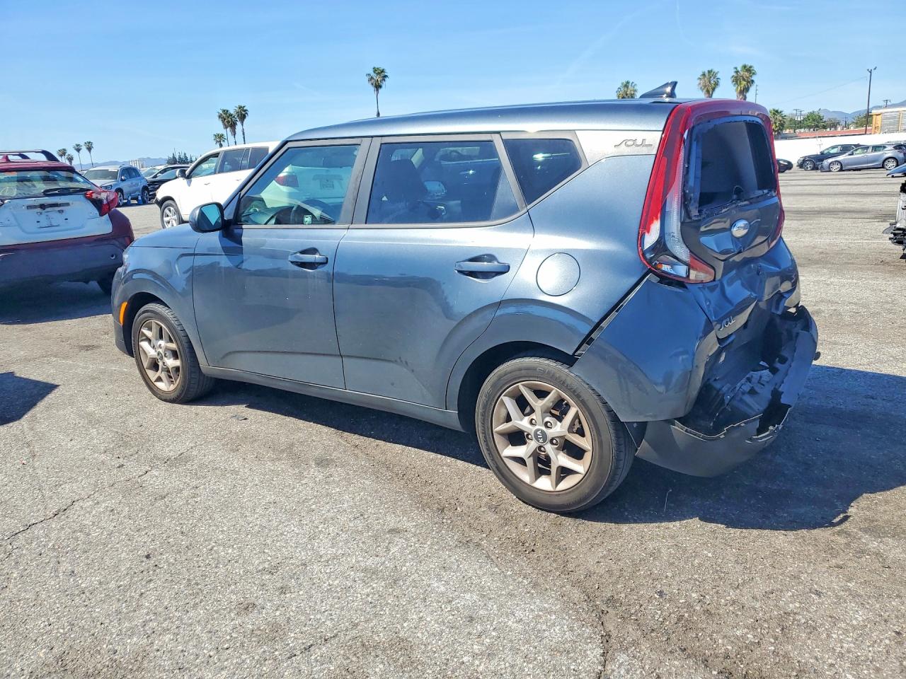 2020 KIA SOUL S photo 2