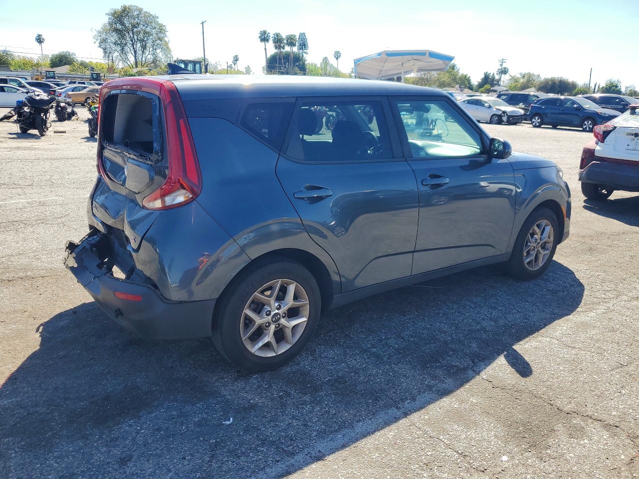 2020 KIA SOUL S photo 3