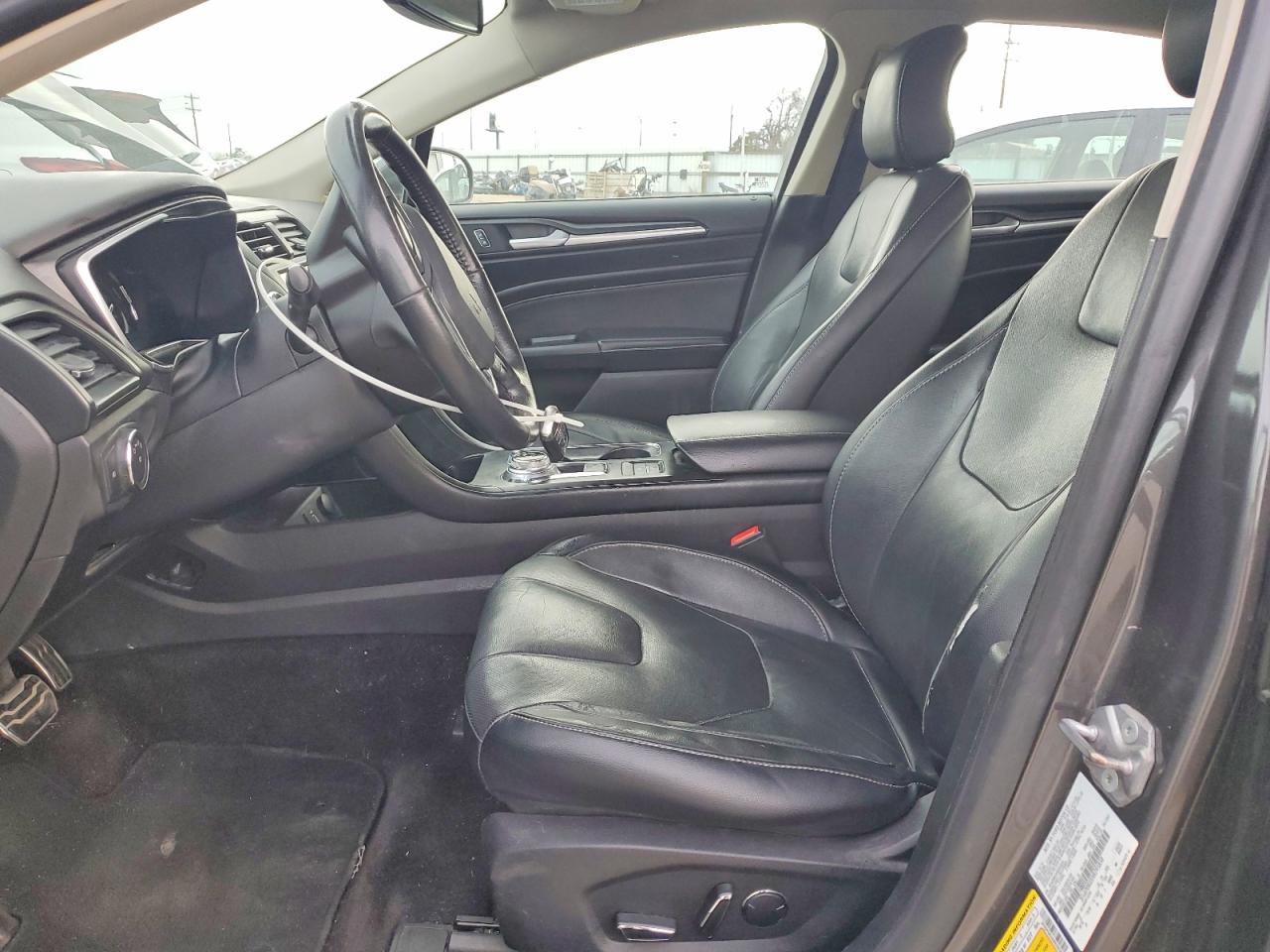 2017 FORD FUSION TITANIUM HEV photo 19