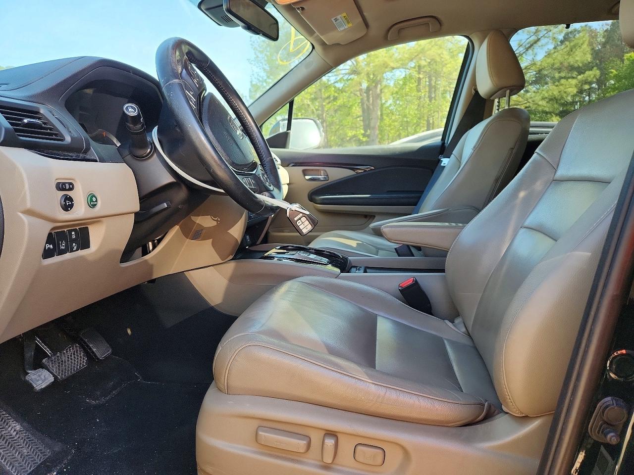 2016 HONDA PILOT TOURING photo 13