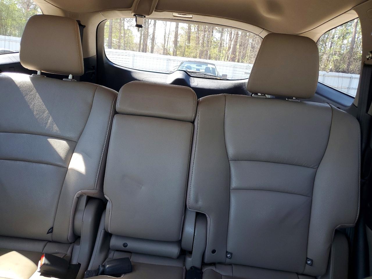 2016 HONDA PILOT TOURING photo 19