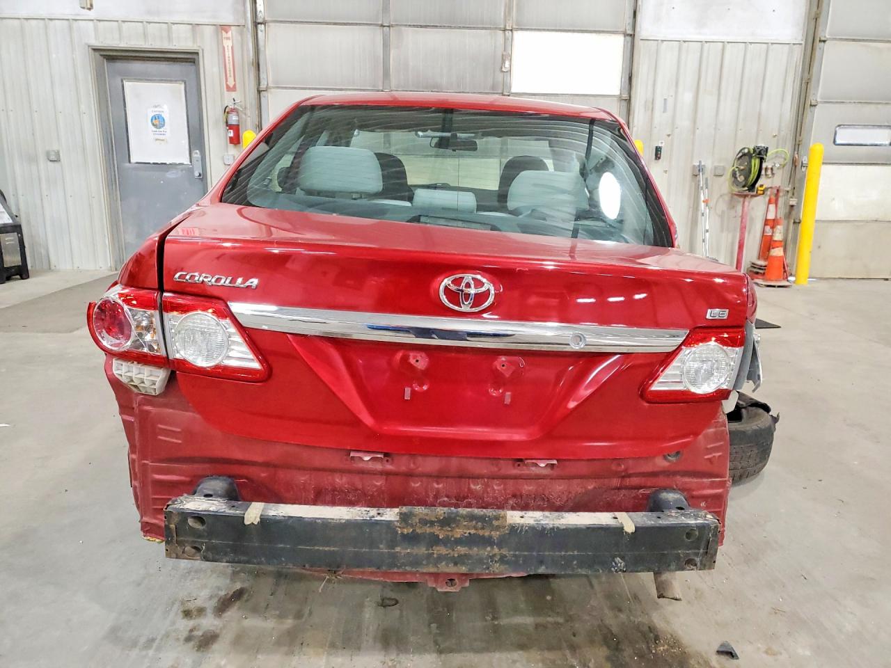 2012 TOYOTA COROLLA LE photo 6