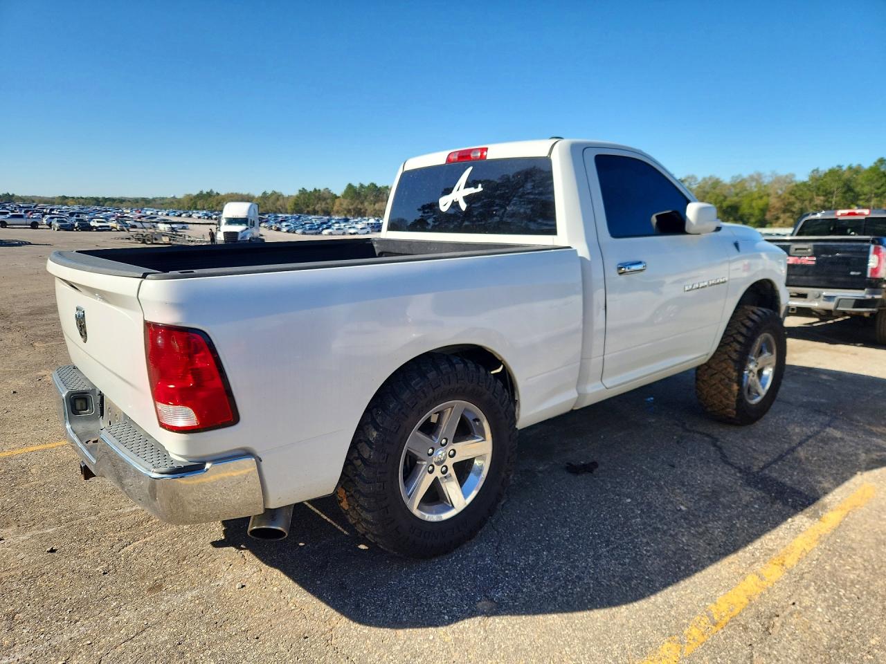 2011 DODGE RAM 1500 photo 5