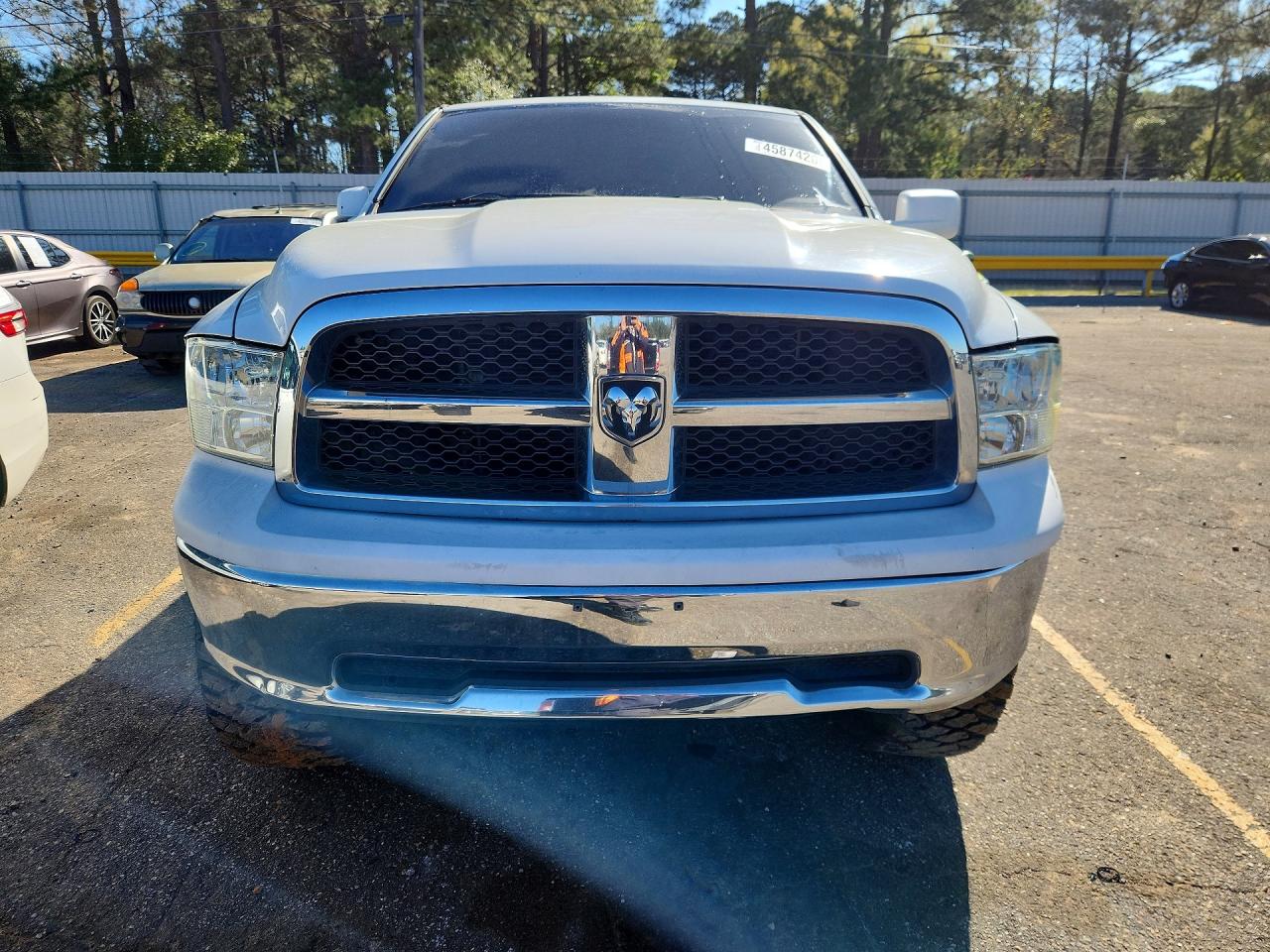 2011 DODGE RAM 1500 photo 9