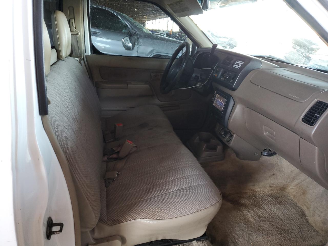 2000 NISSAN FRONTIER XE photo 10