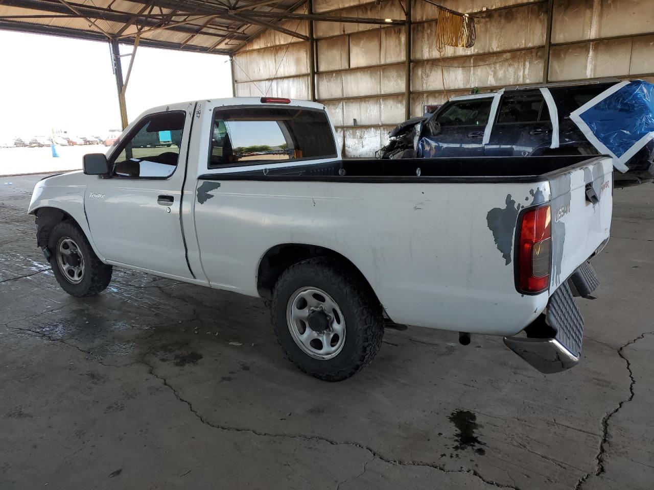 2000 NISSAN FRONTIER XE photo 2