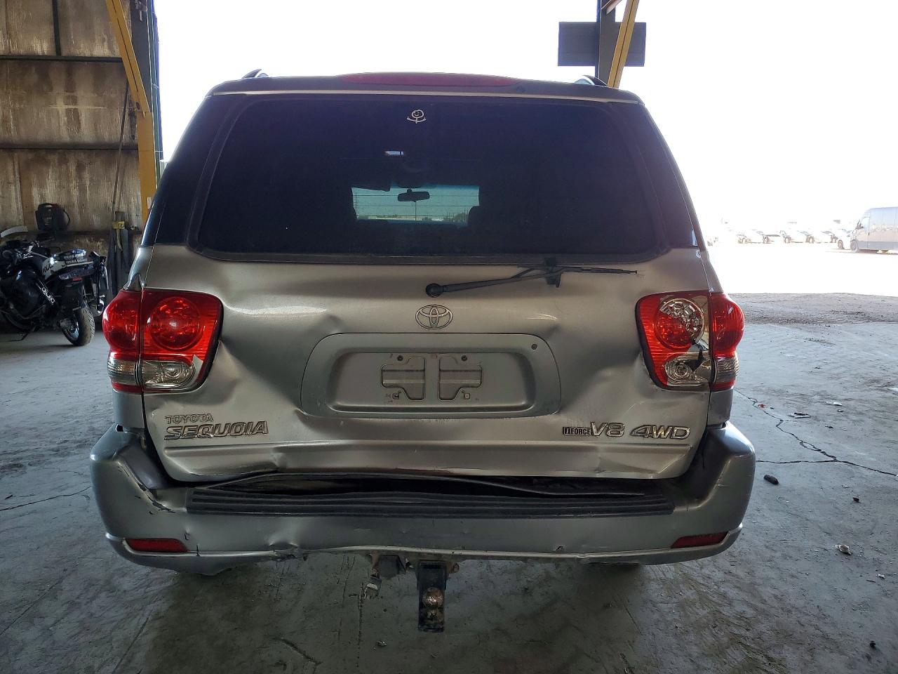 2007 TOYOTA SEQUOIA SR5 photo 11