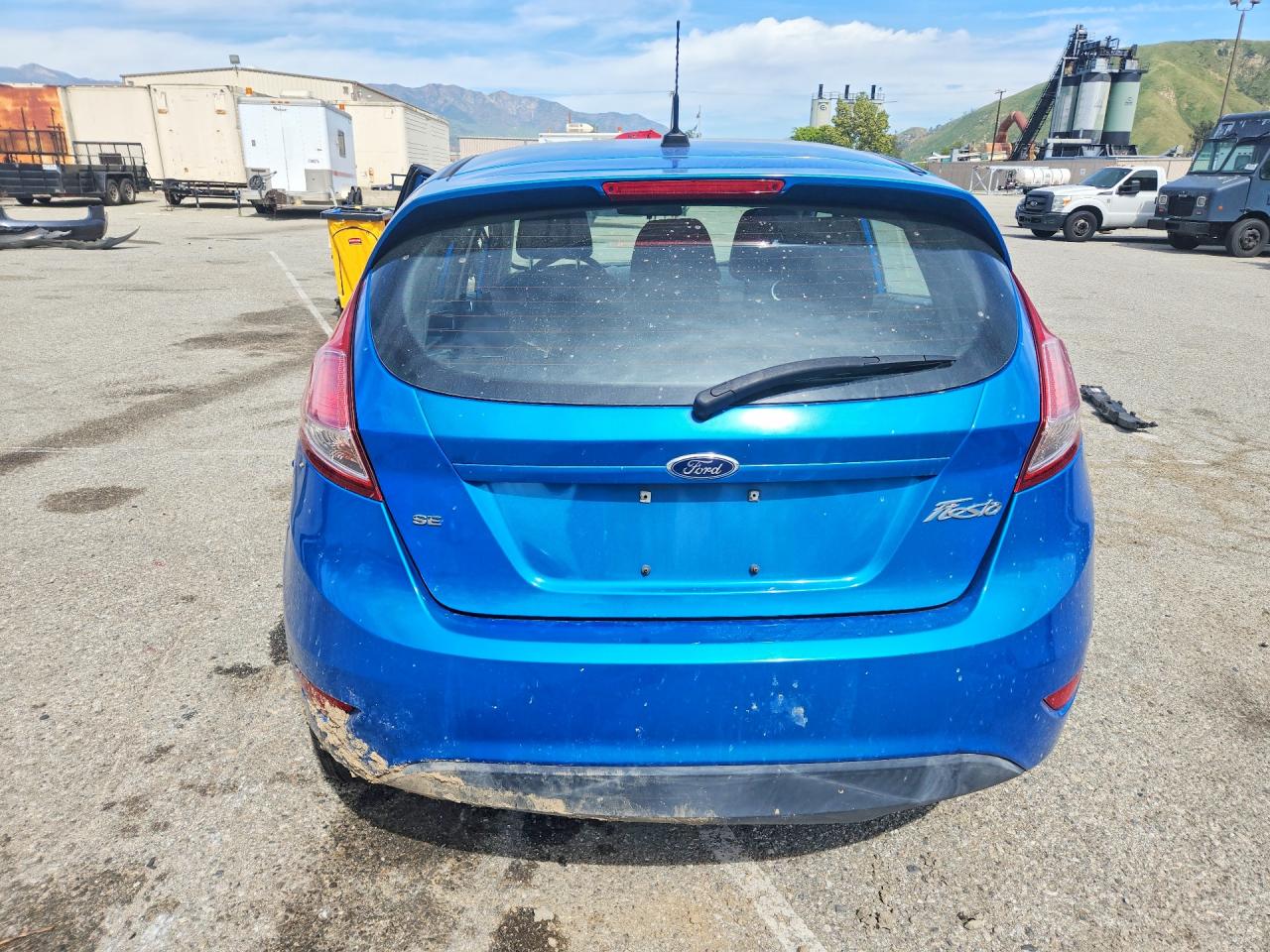 2015 FORD FIESTA SE photo 6