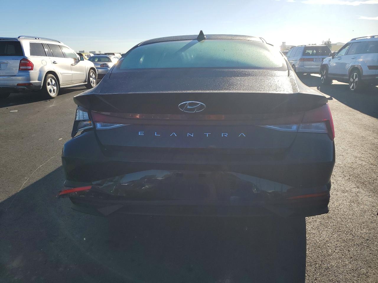 2022 HYUNDAI ELANTRA SEL photo 11