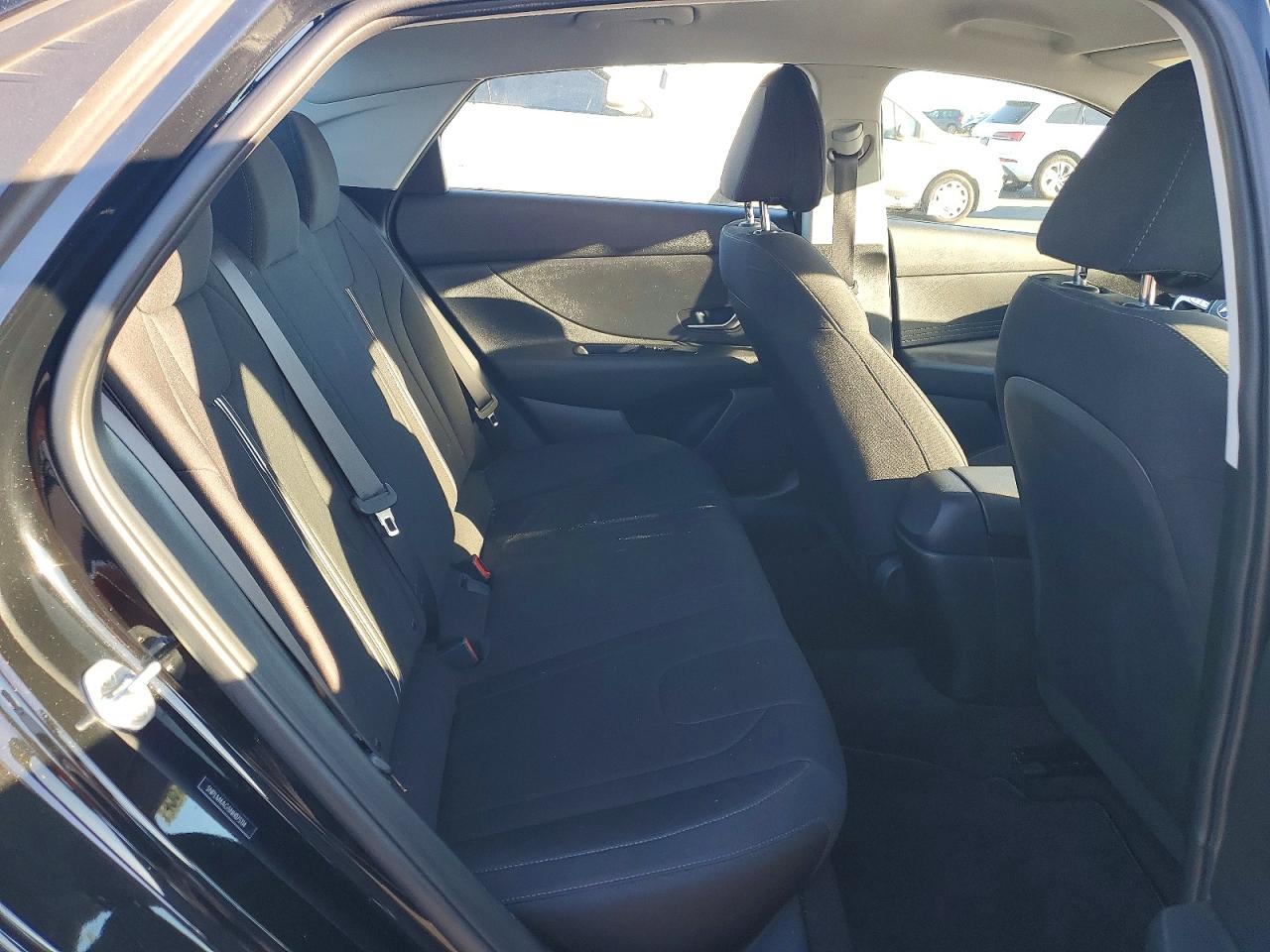 2022 HYUNDAI ELANTRA SEL photo 19
