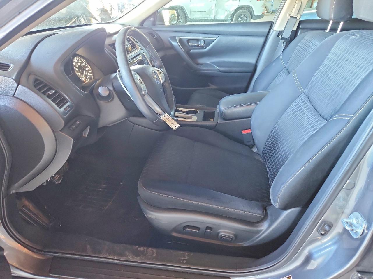 2017 NISSAN ALTIMA 2.5 SV photo 7