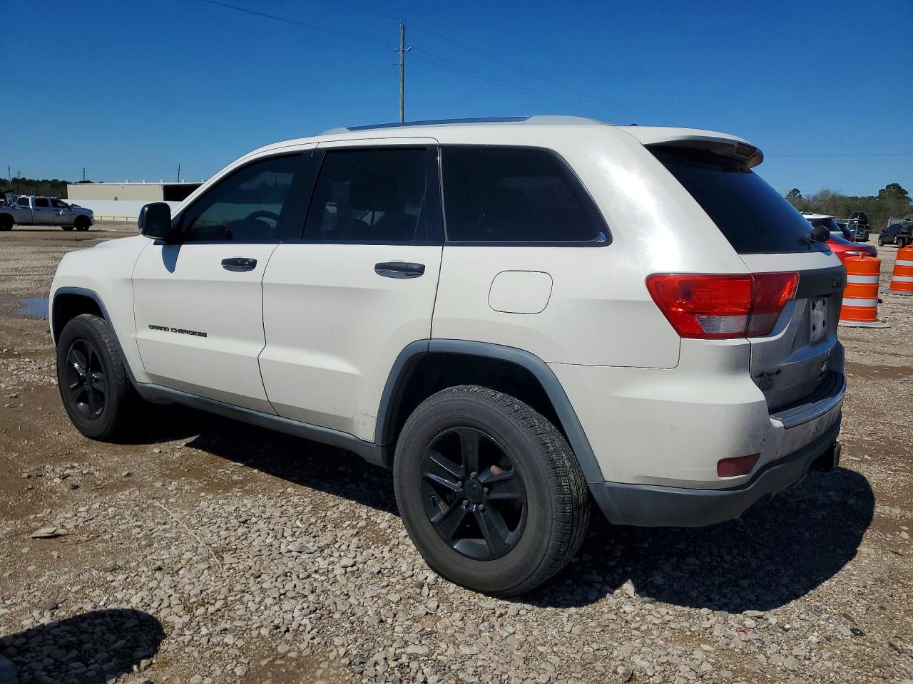 2012 JEEP GRAND CHEROKEE photo 3