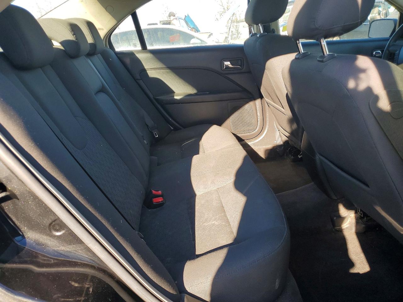 2010 FORD FUSION SE photo 28