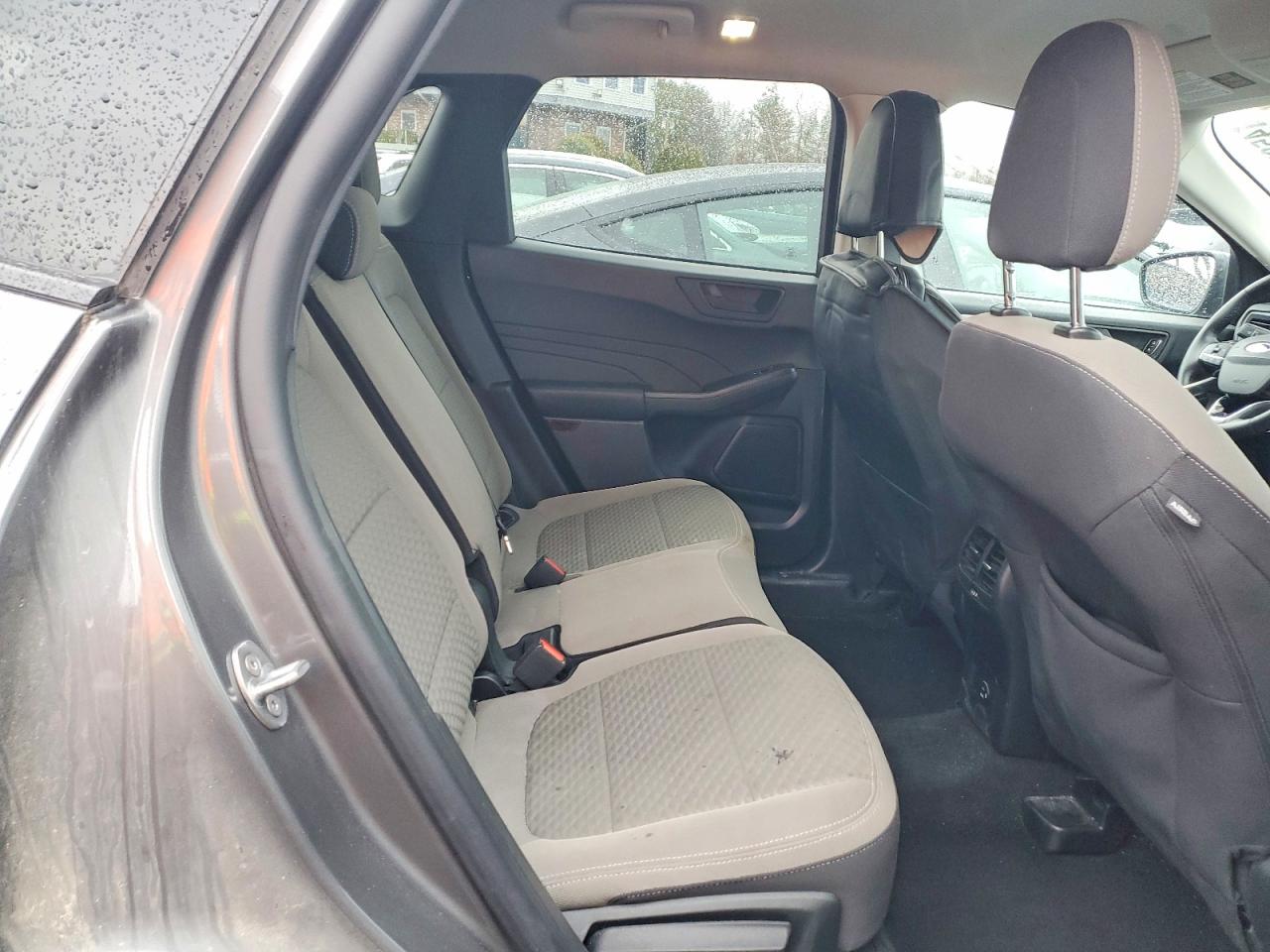 2022 FORD ESCAPE SE photo 11