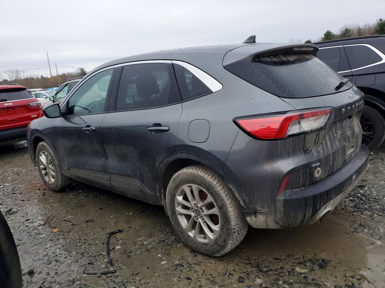 2022 FORD ESCAPE SE photo 2