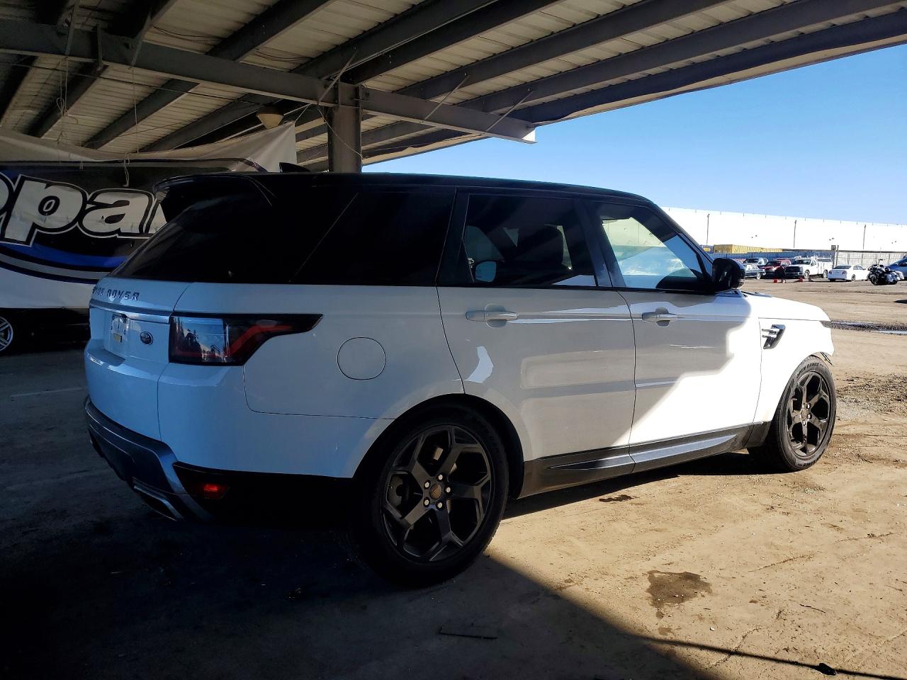 2019 LAND ROVER RANGE ROVER SPORT HSE photo 3
